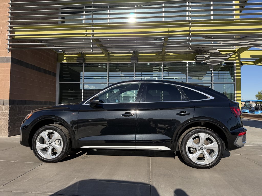 Used 2024 Audi Q5 2.0T Premium Plus w/ Premium Plus Package AWD/4WD image 7