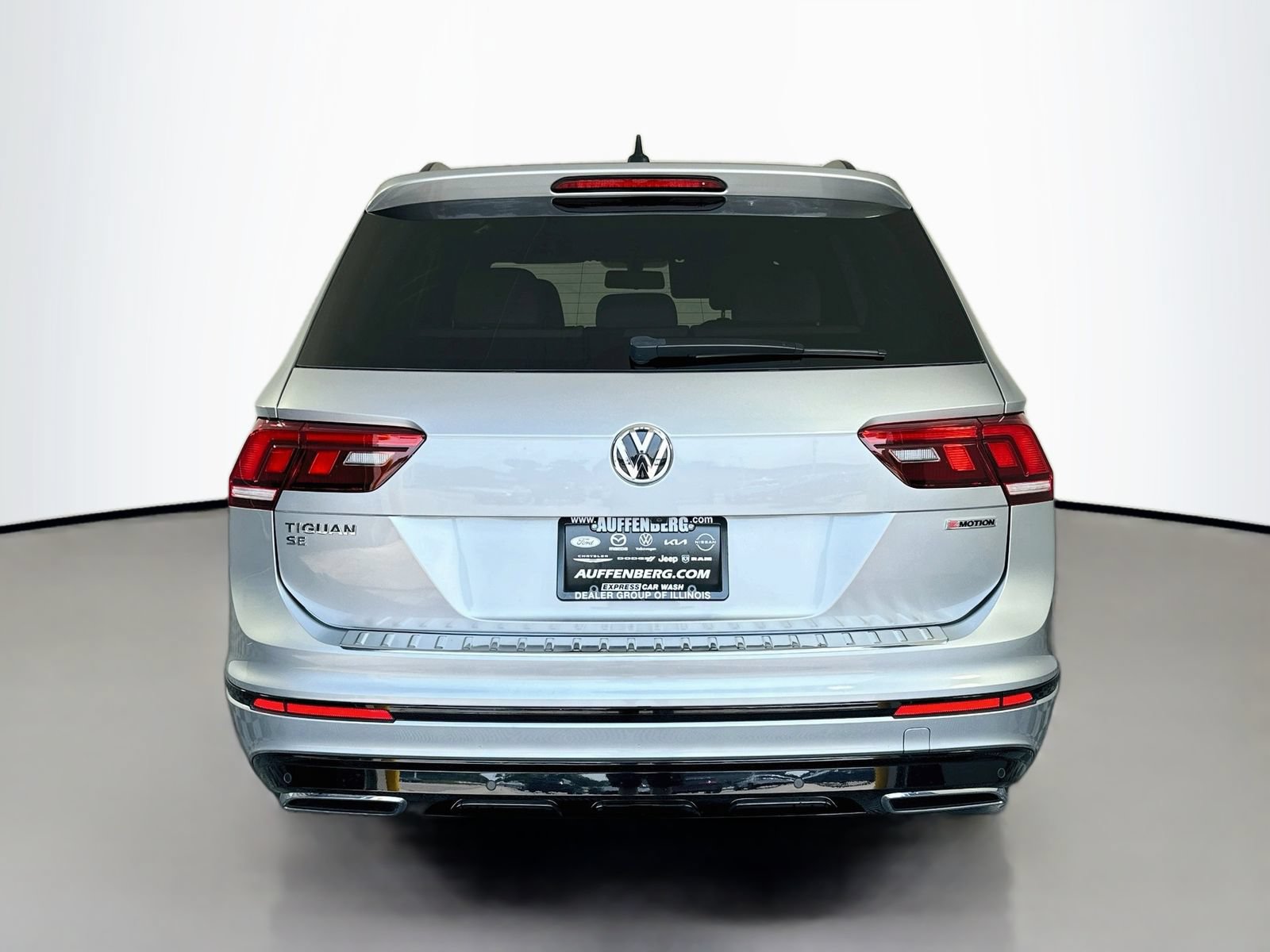 Used 2021 Volkswagen Tiguan SE R-Line AWD/4WD image 6