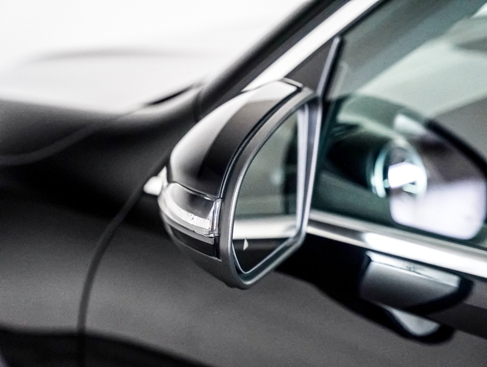 Certified 2023 Mercedes-Benz EQB 300 300 4MATIC image 26