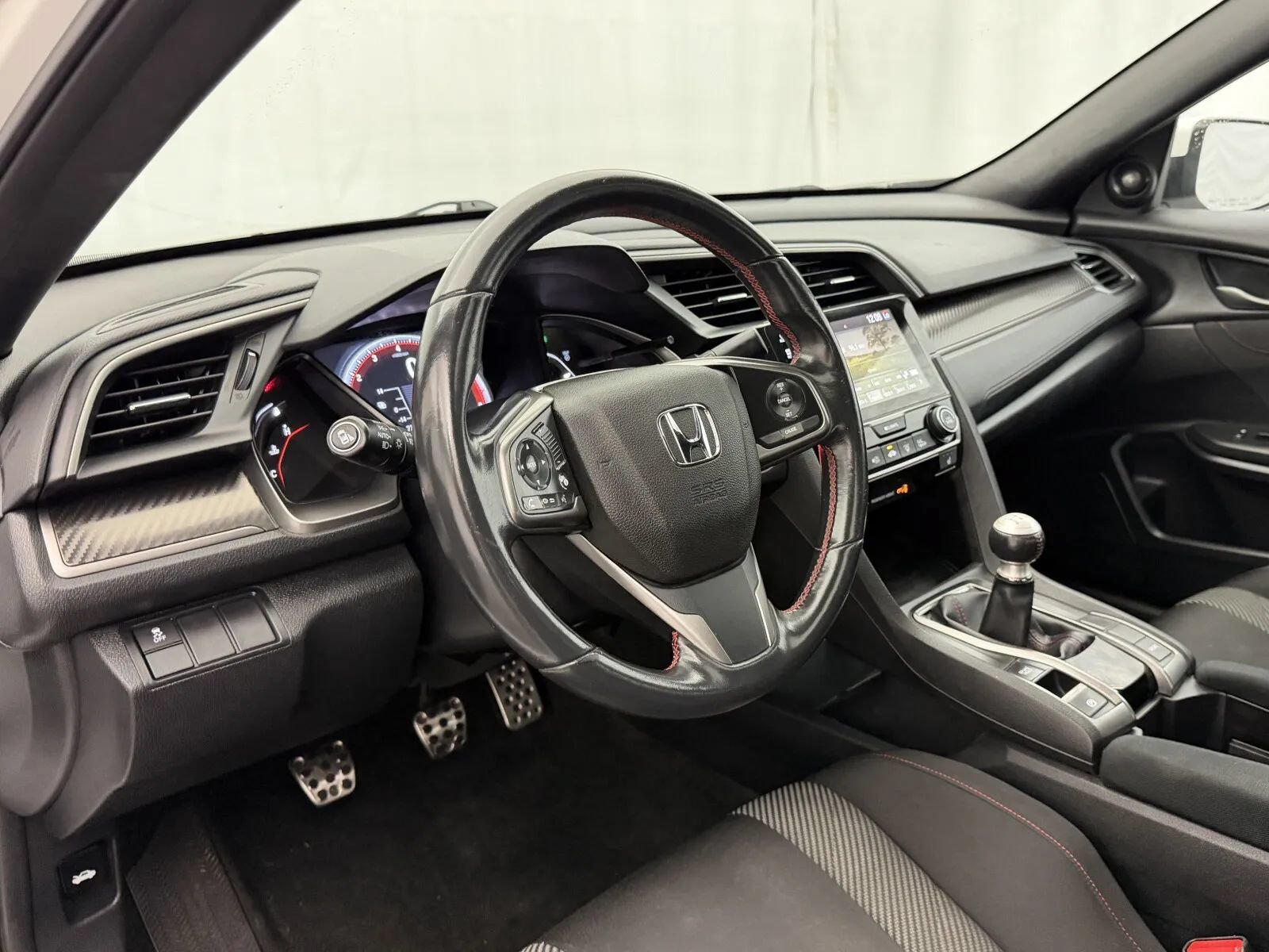 Used 2018 Honda Civic Si image 11