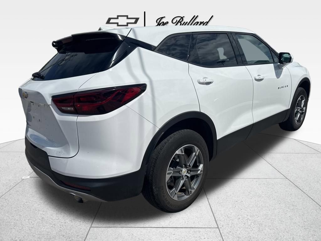 Used 2024 Chevrolet Blazer LT image 5