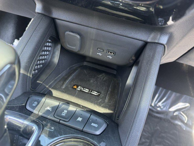 Used 2025 Chevrolet TrailBlazer ACTIV w/ Convenience Package AWD/4WD image 22