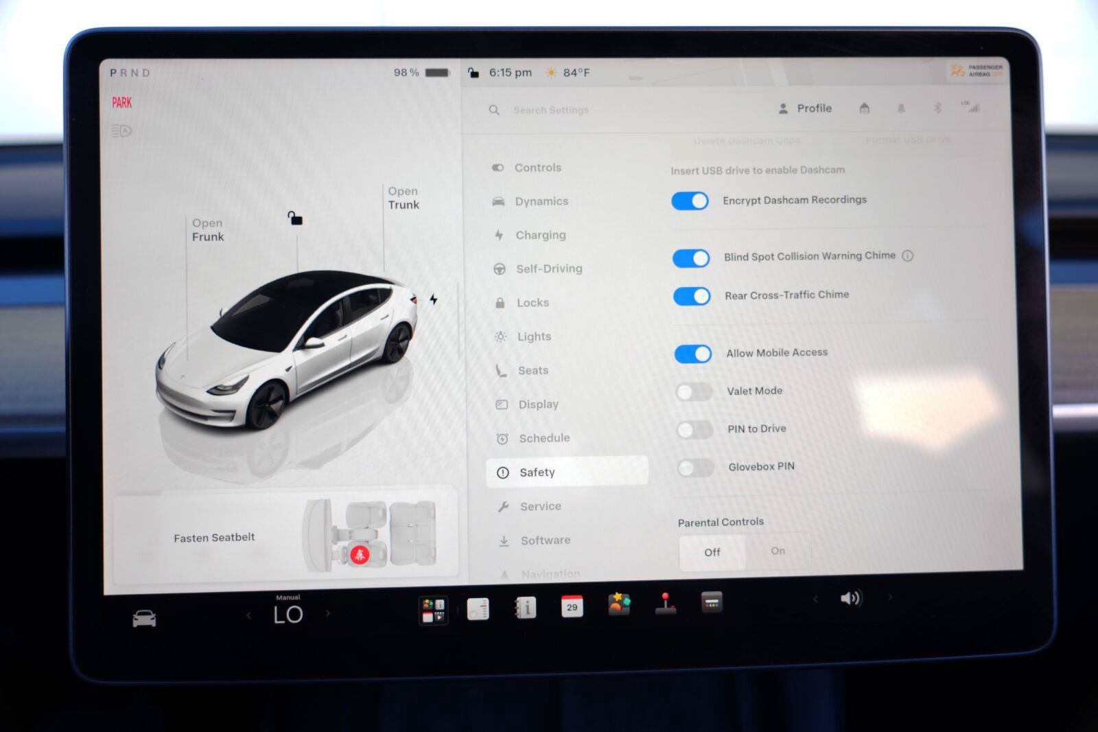 Used 2023 Tesla Model 3 Standard Range RWD image 31