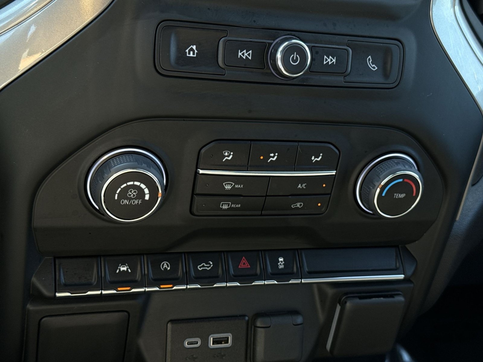 Used 2024 Chevrolet Silverado 1500 Custom AWD/4WD image 19