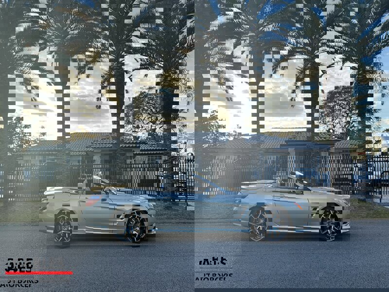 Used 2013 Mercedes-Benz SL 550 image 2