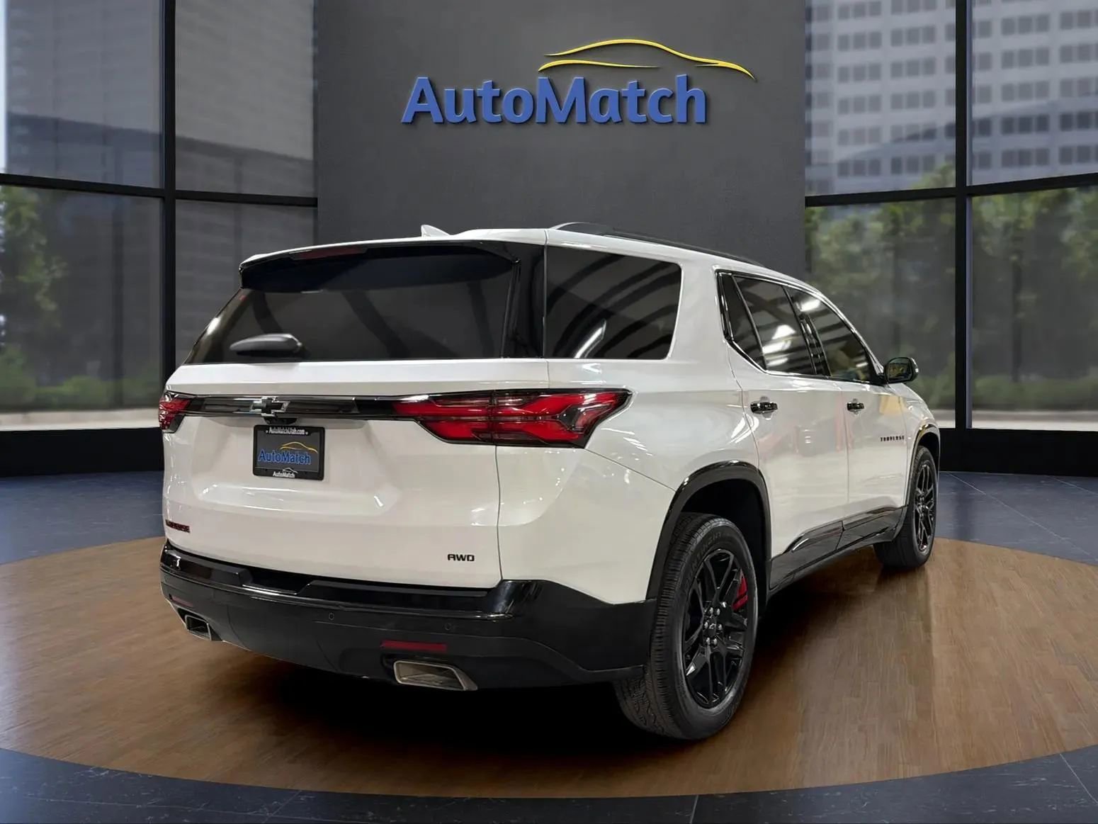 Used 2023 Chevrolet Traverse Premier w/ Redline Edition AWD/4WD image 11