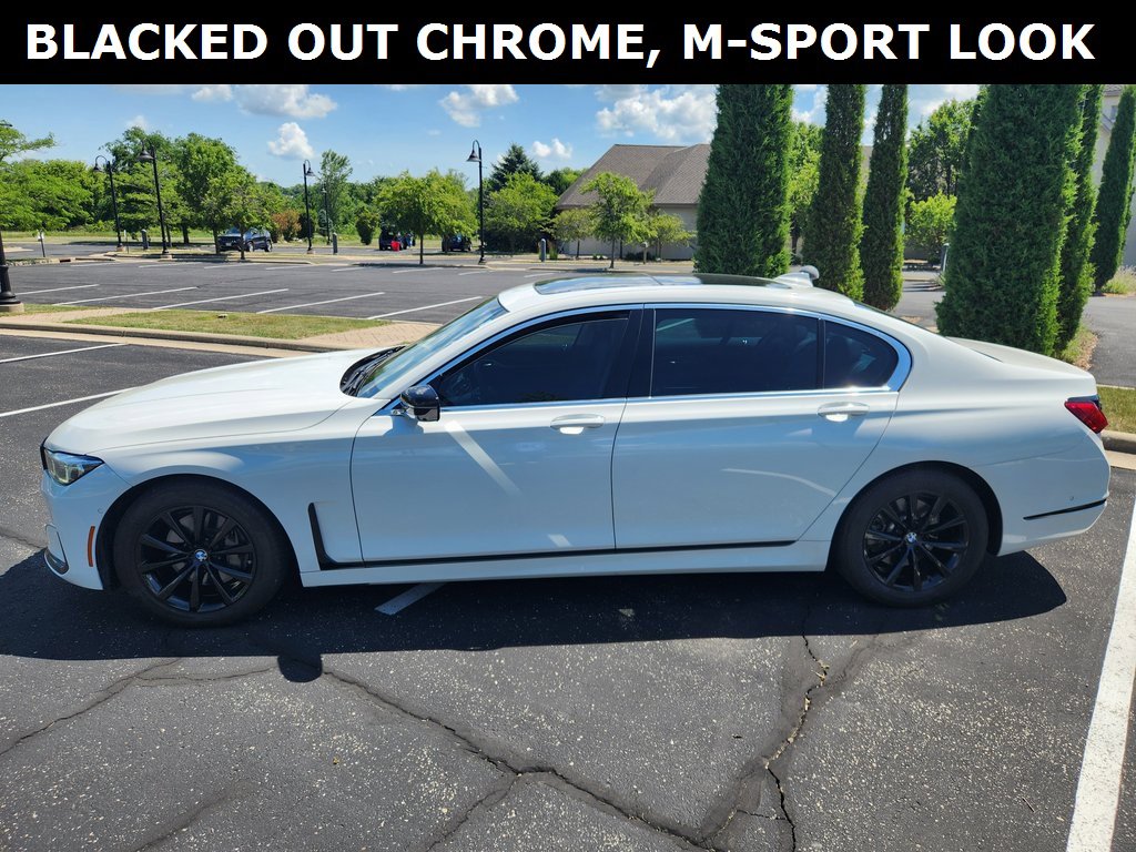 Used 2021 BMW 740i xDrive image 3