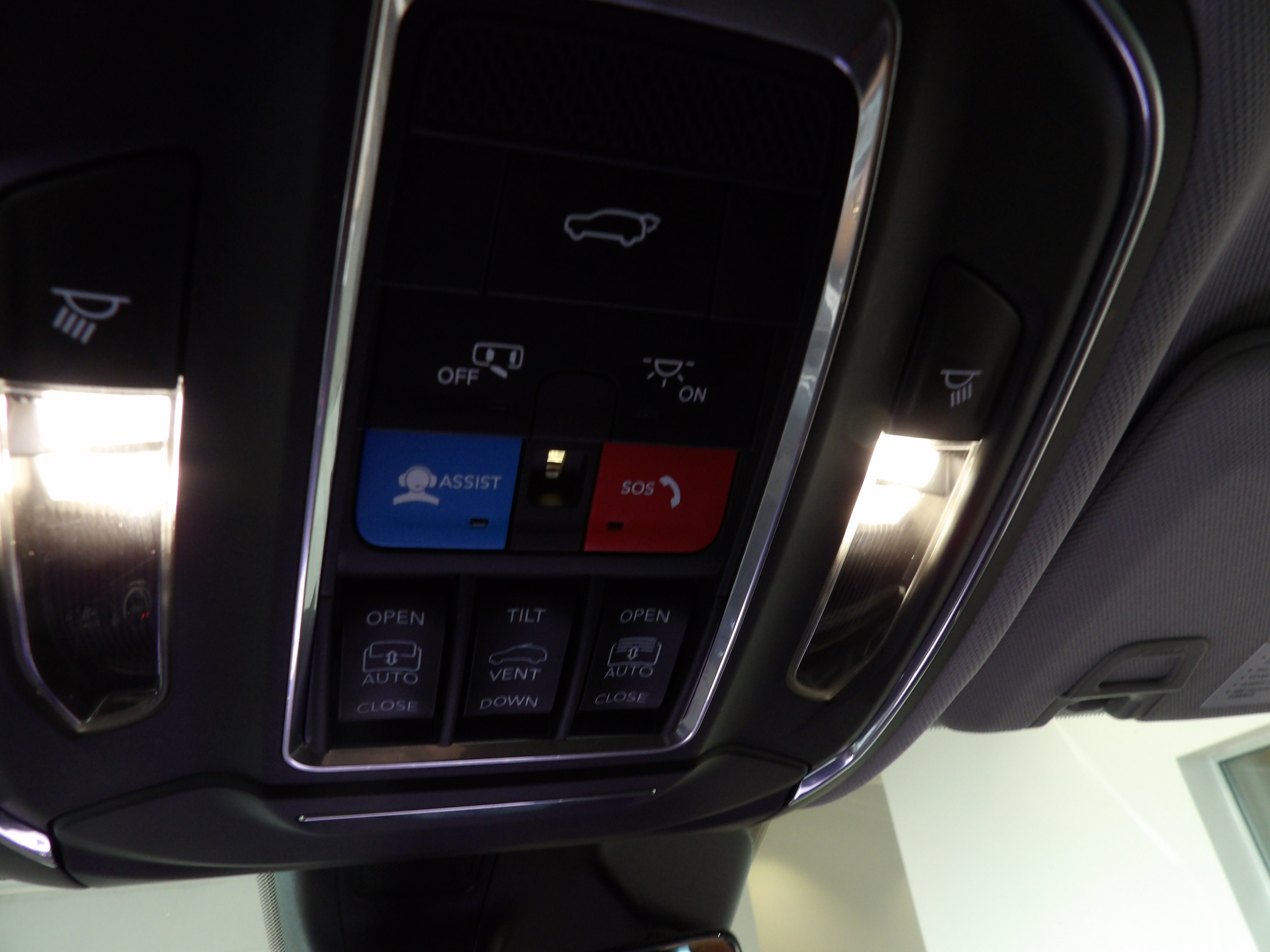 Used 2022 Jeep Grand Cherokee Limited 4xe w/ Luxury Tech Group II AWD/4WD image 14