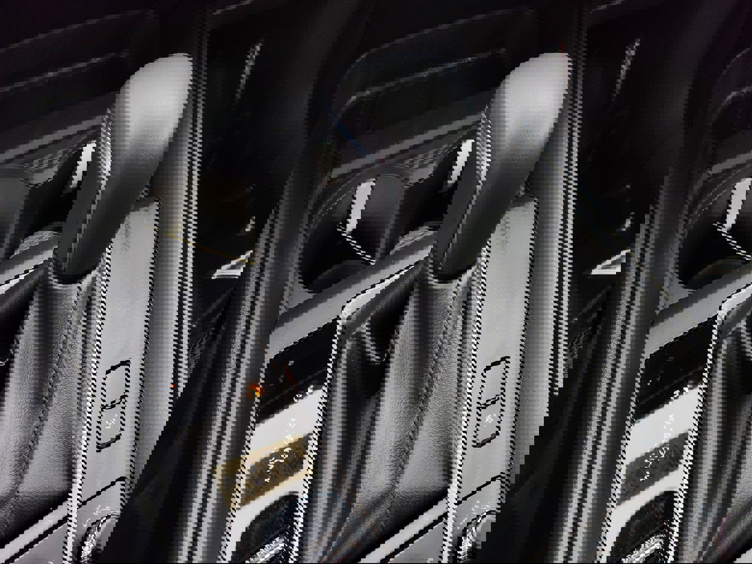 Certified 2025 MAZDA CX-50 2.5 Hybrid w/ Weather Package image 25