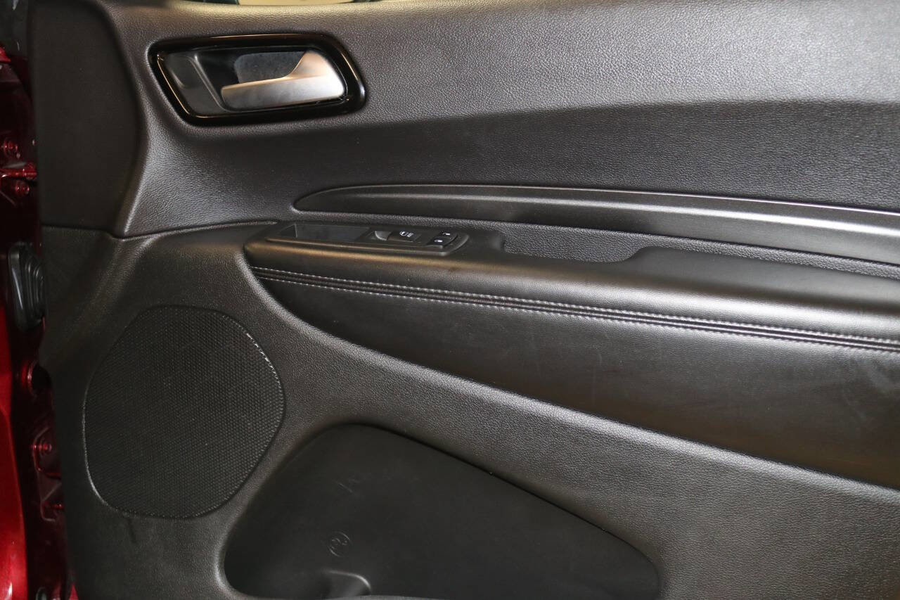Used 2021 Dodge Durango SXT w/ 3rd Row Seating Group image 51