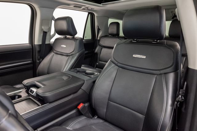 Used 2025 Ford Expedition Platinum AWD/4WD image 12
