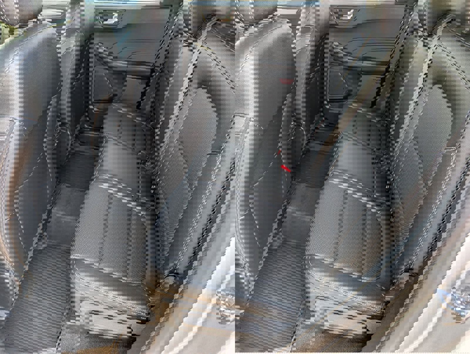 Used 2022 Ford Escape SEL w/ Technology Package image 30