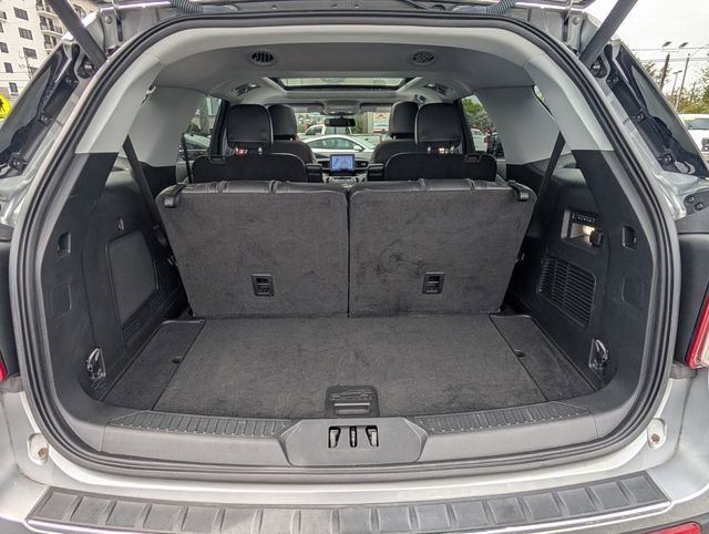 Used 2023 Ford Explorer Limited w/ Equipment Group 301A image 11