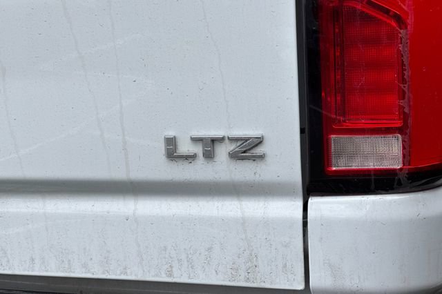 Used 2024 Chevrolet Silverado 2500 LTZ w/ LTZ Convenience Package image 50