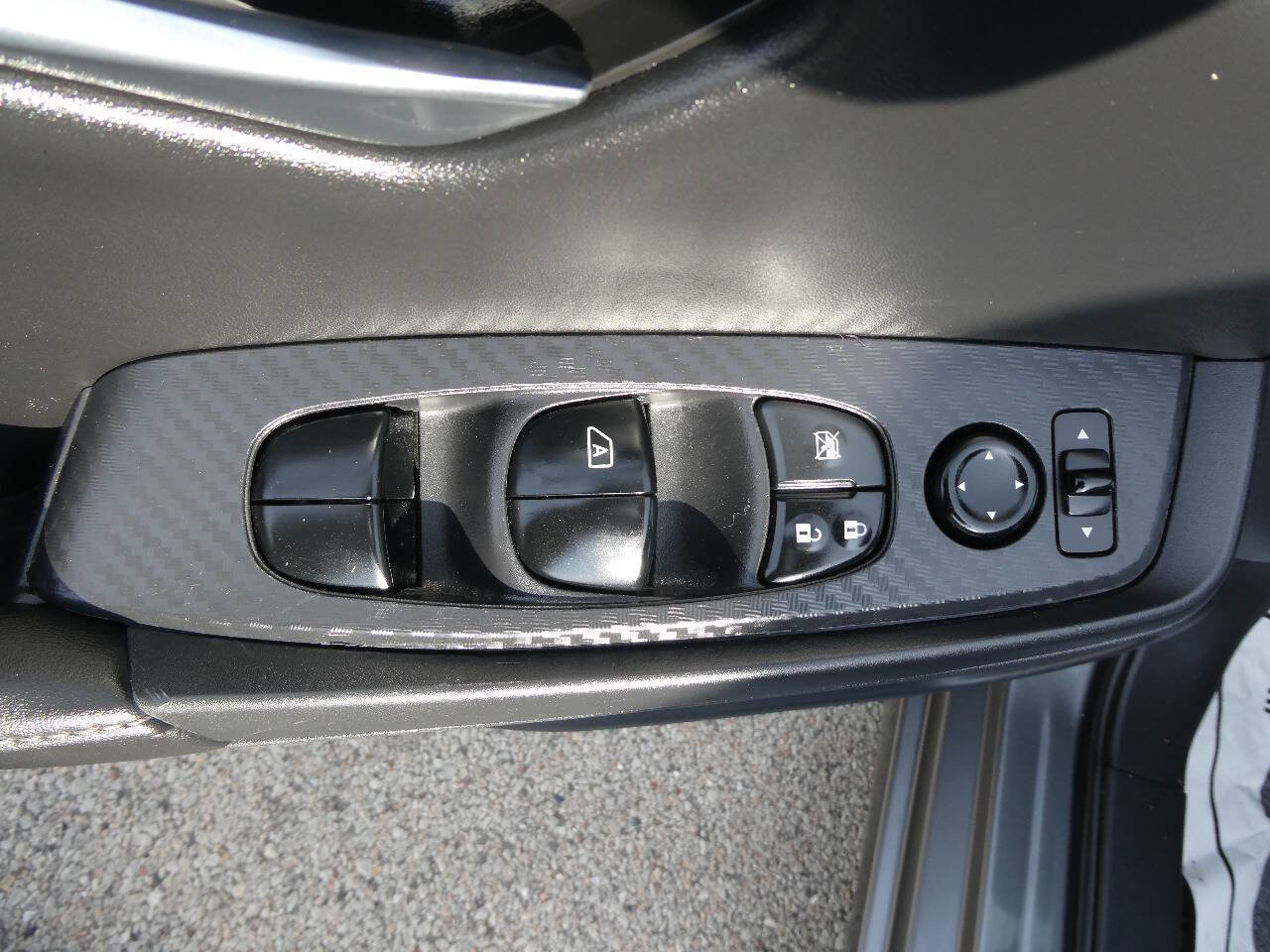 Used 2021 Nissan Sentra SV FWD image 24