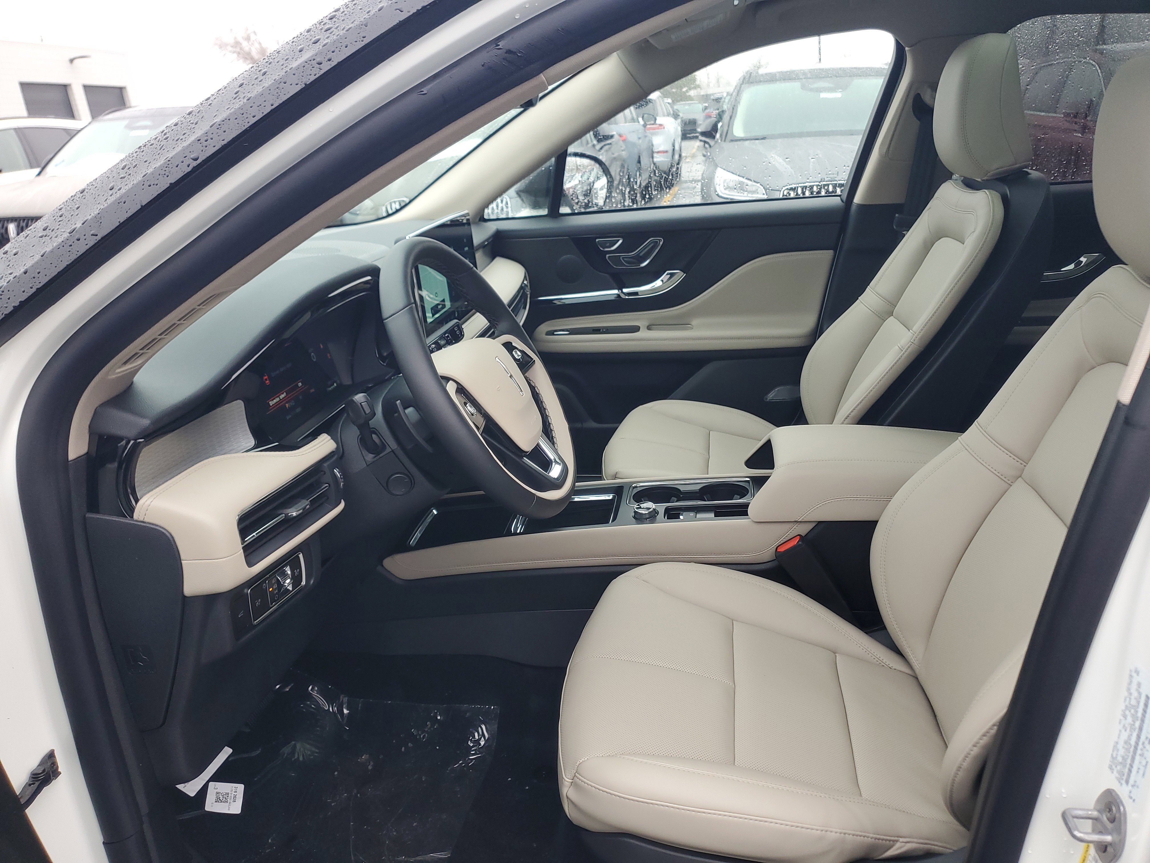 New 2026 Lincoln Corsair Premiere image 12