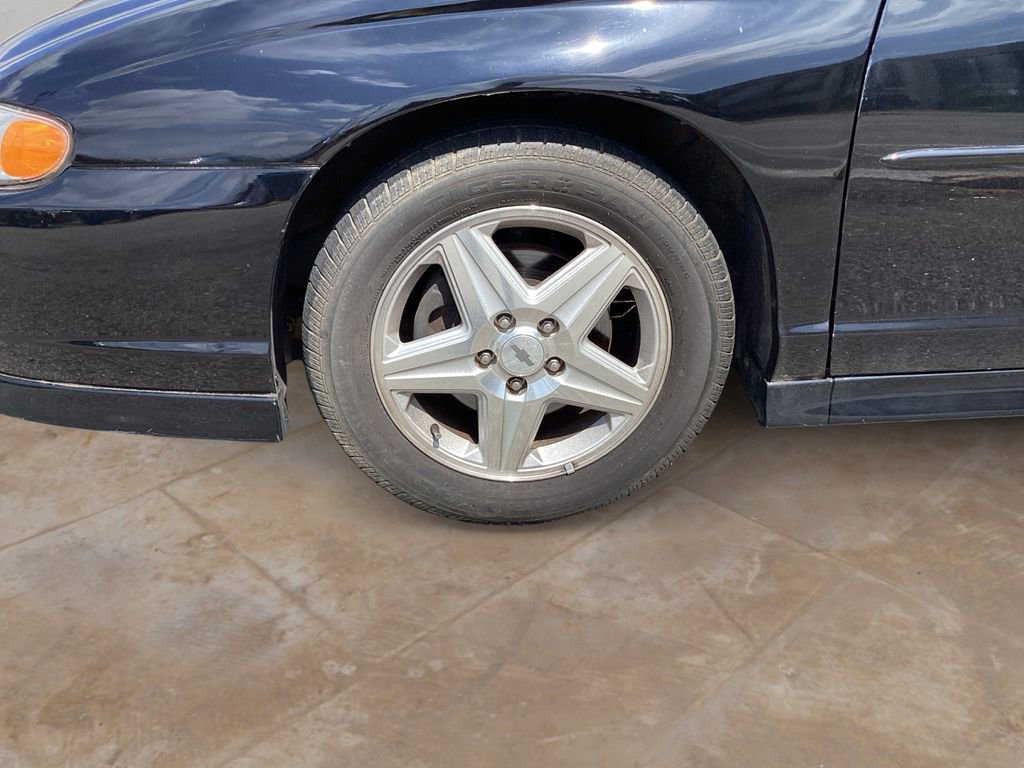 Used 2004 Chevrolet Monte Carlo SS w/ Preferred Equipment Group FWD image 14