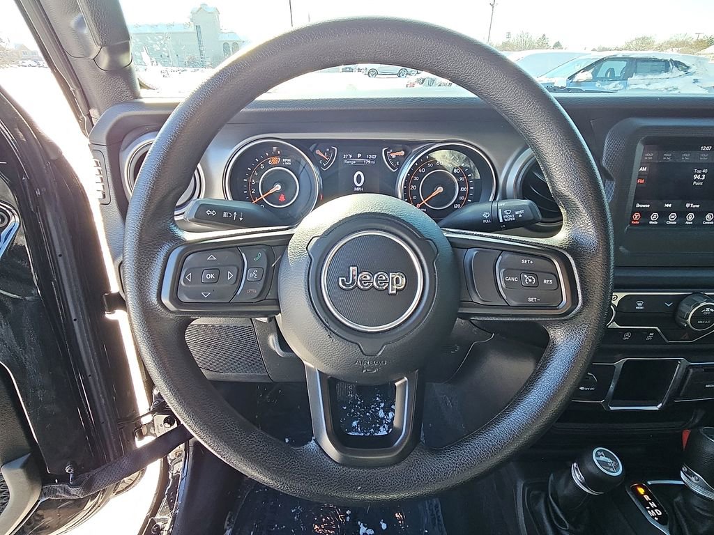 Used 2022 Jeep Wrangler Sport image 23
