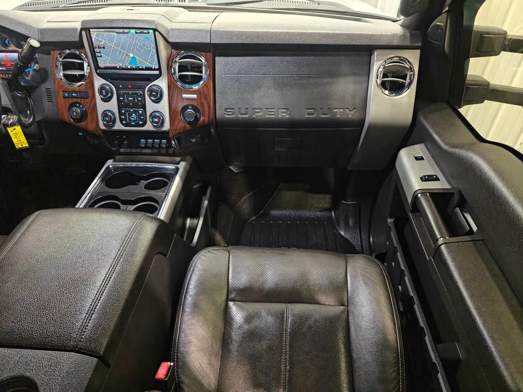 Used 2015 Ford F250 Lariat w/ Chrome Package image 33