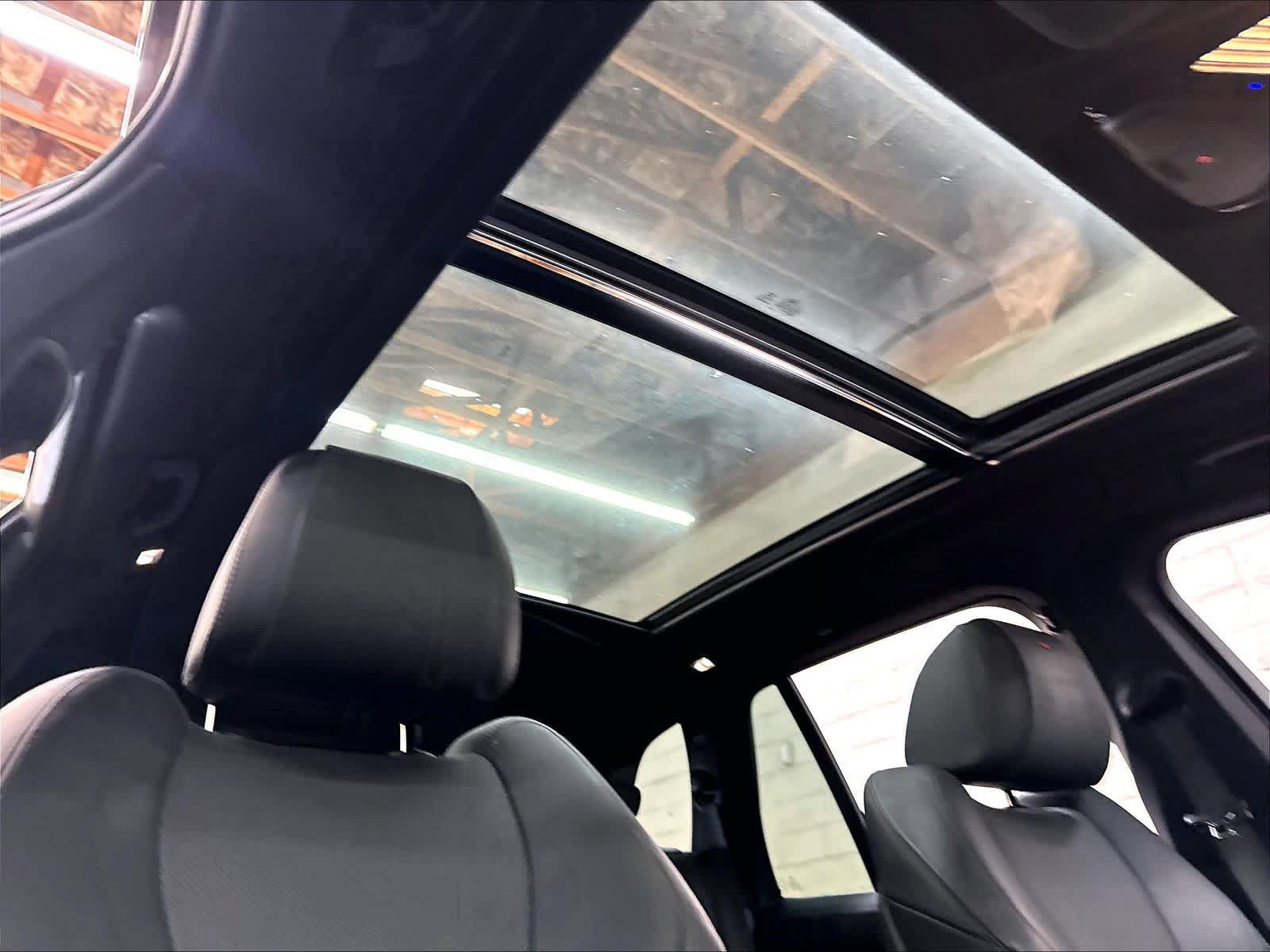 Used 2021 BMW X5 xDrive40i w/ M Sport Package AWD/4WD image 24