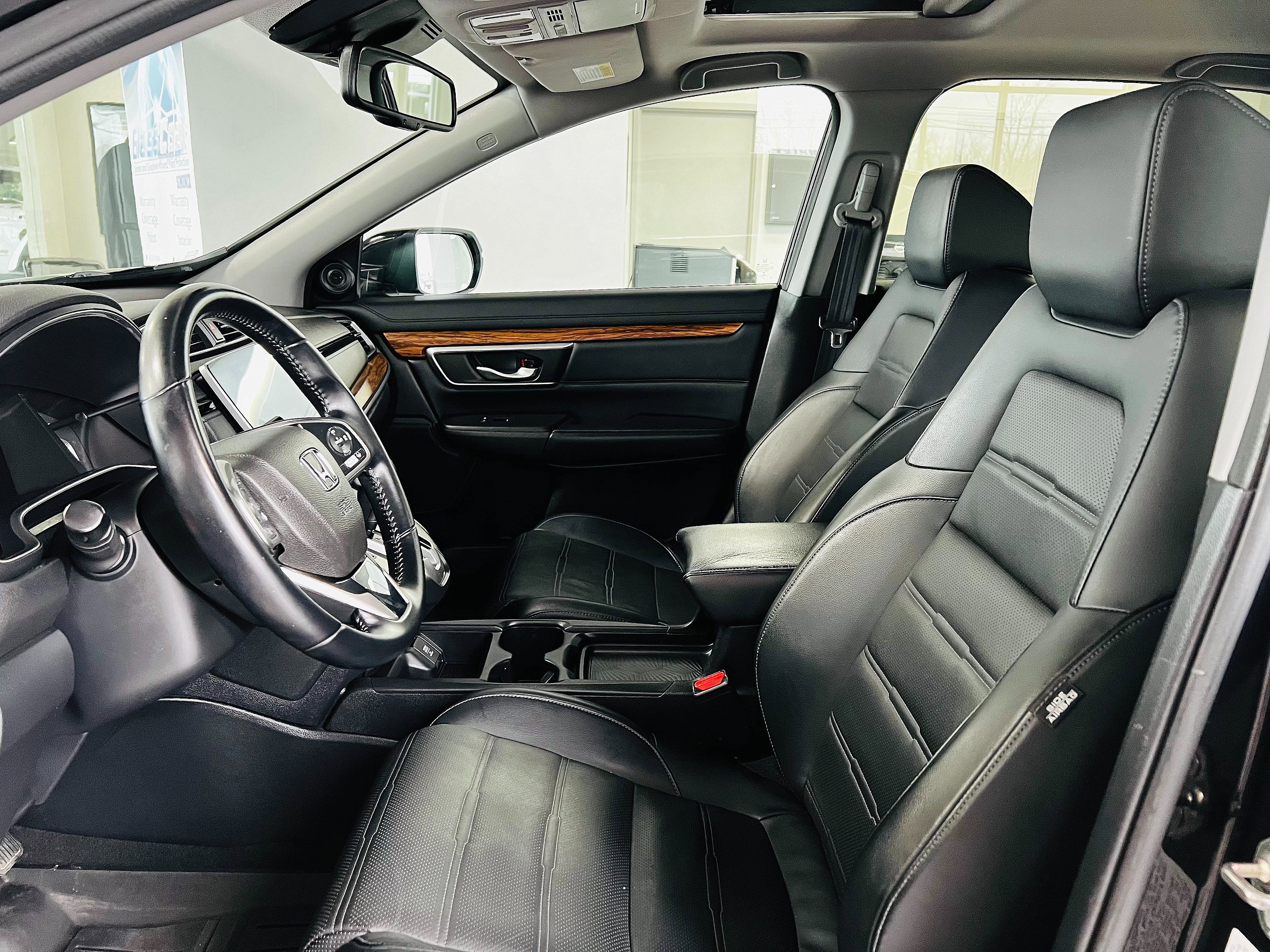 Used 2017 Honda CR-V Touring image 13