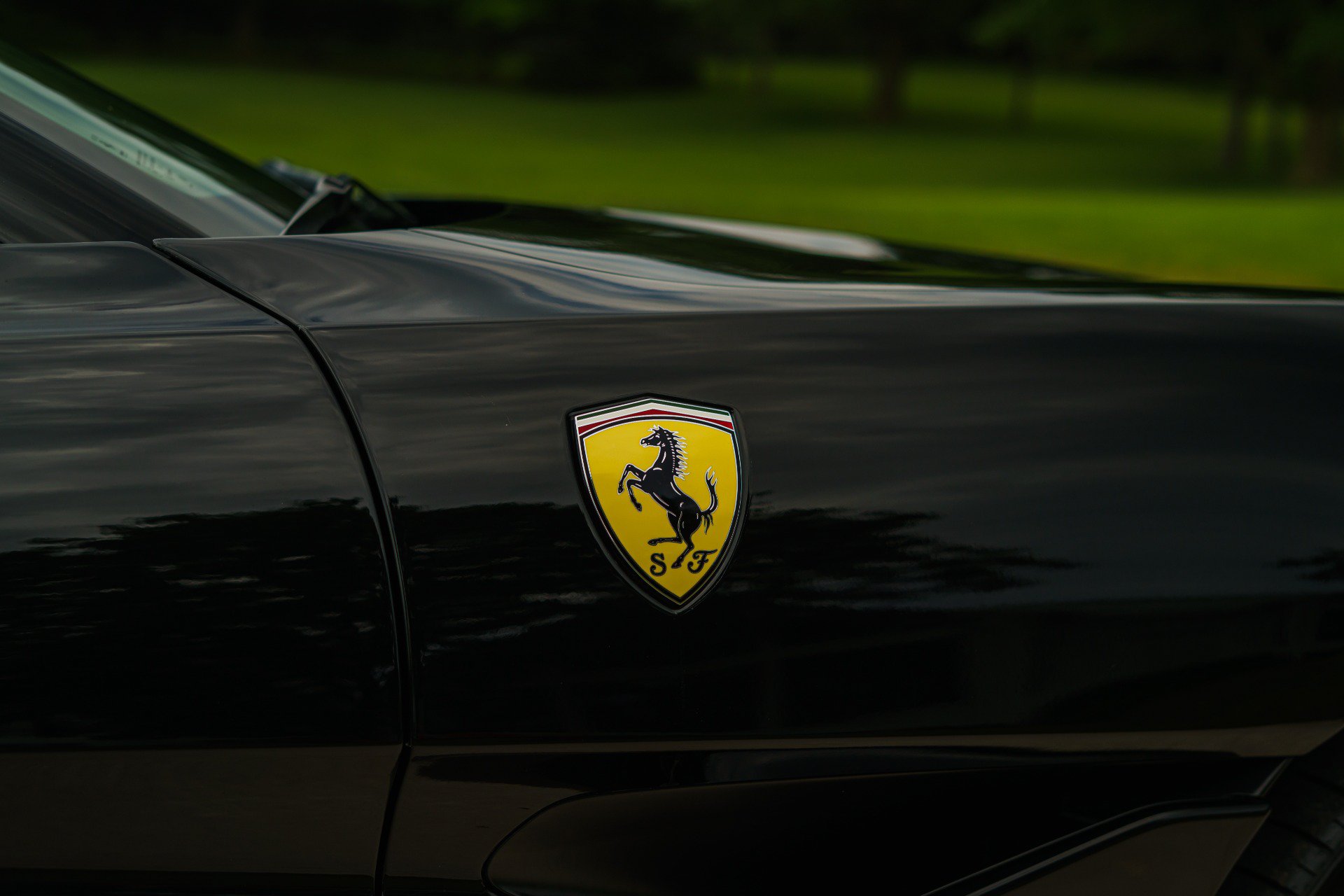 Used 2019 Ferrari Portofino RWD image 16