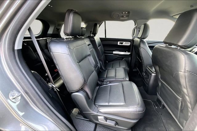 Used 2022 Ford Explorer Limited image 24