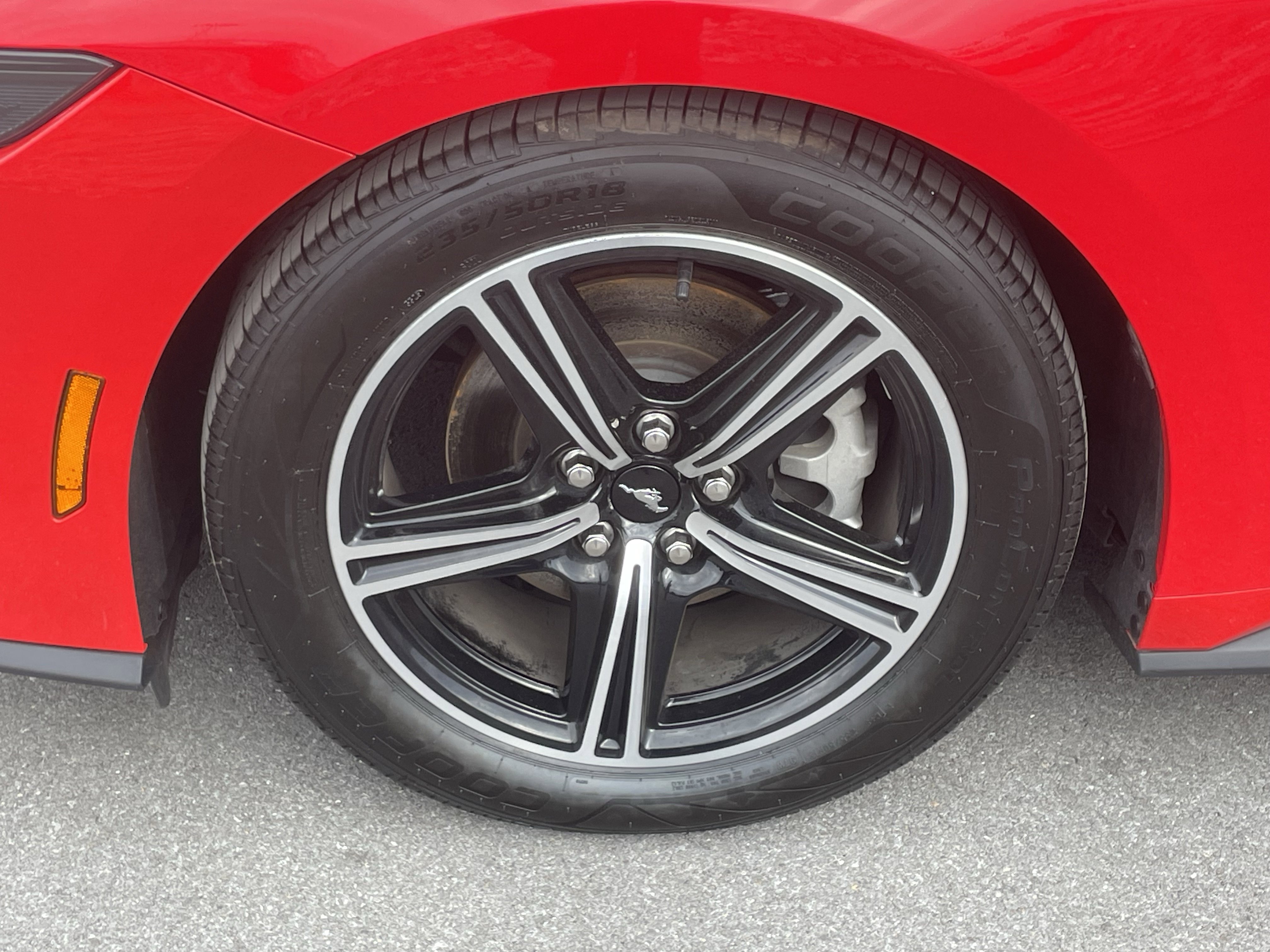 Used 2025 Ford Mustang Premium image 11