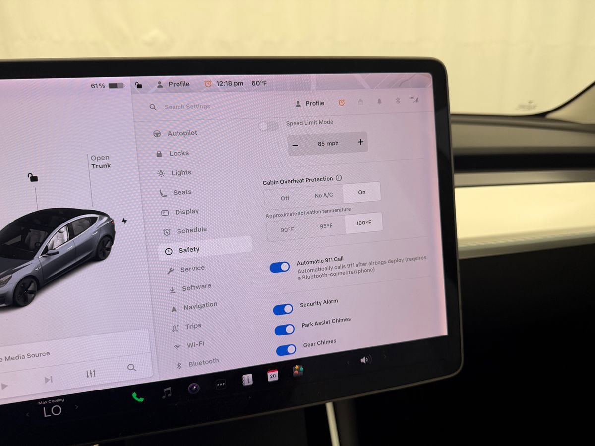Used 2020 Tesla Model 3 Long Range AWD/4WD image 17