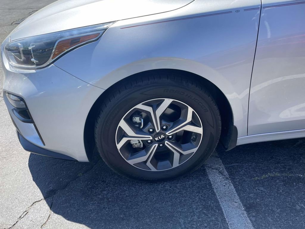 Used 2020 Kia Forte LXS image 29