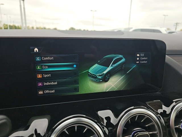 New 2026 Mercedes-Benz GLA 250 4MATIC image 28