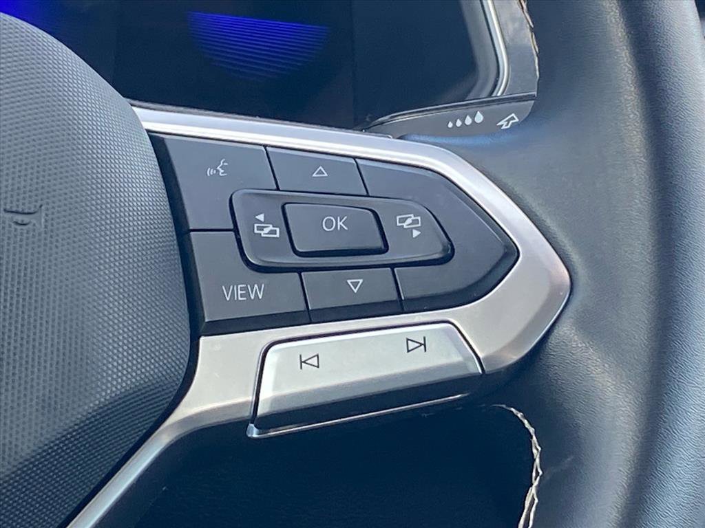 Certified 2023 Volkswagen Tiguan SE image 8