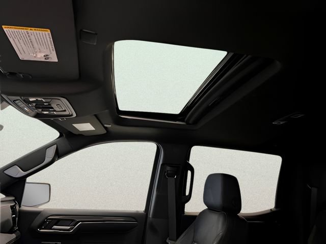 Used 2024 GMC Sierra 1500 AT4 w/ Technology Package image 17