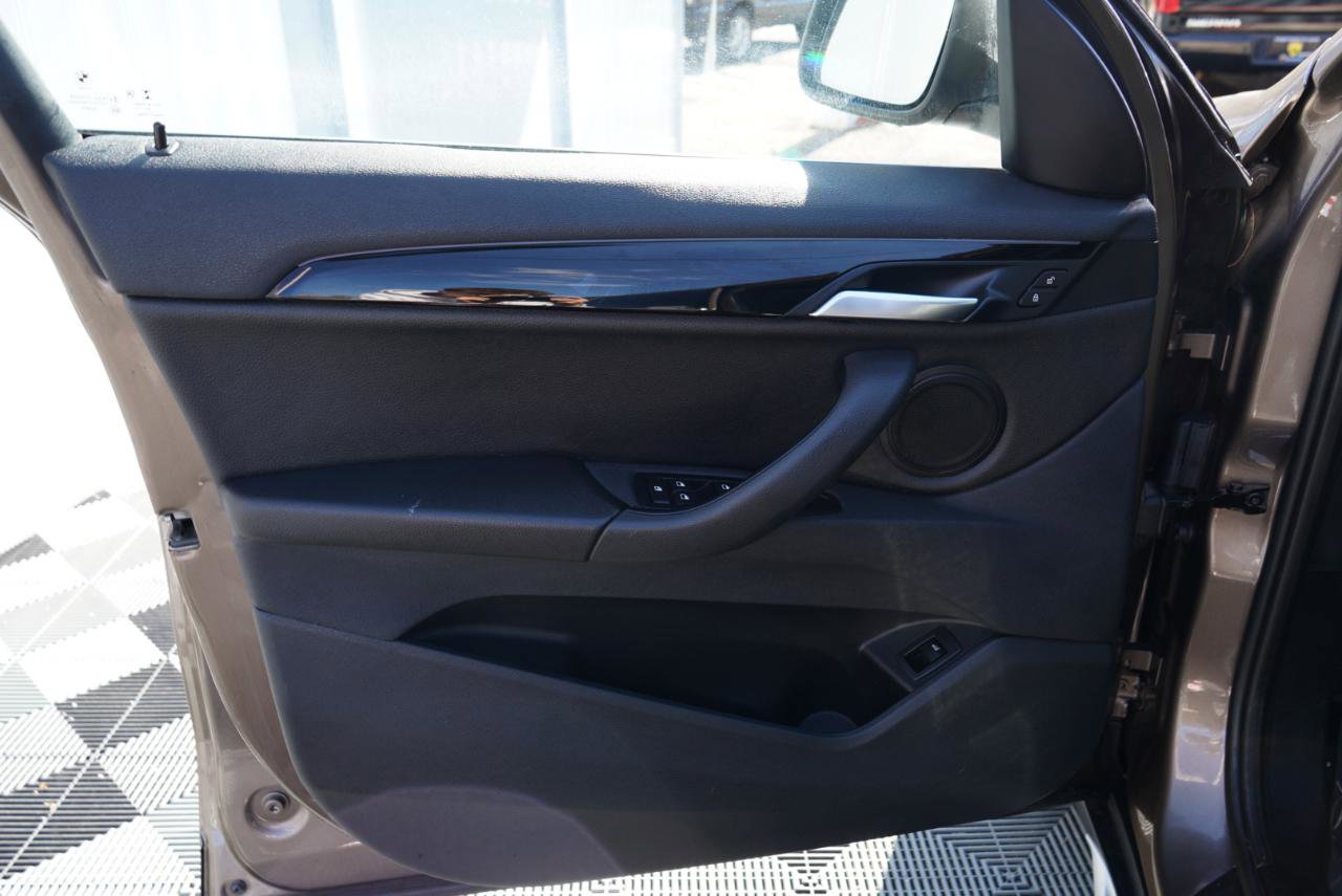 Used 2020 BMW X1 xDrive28i AWD/4WD image 18