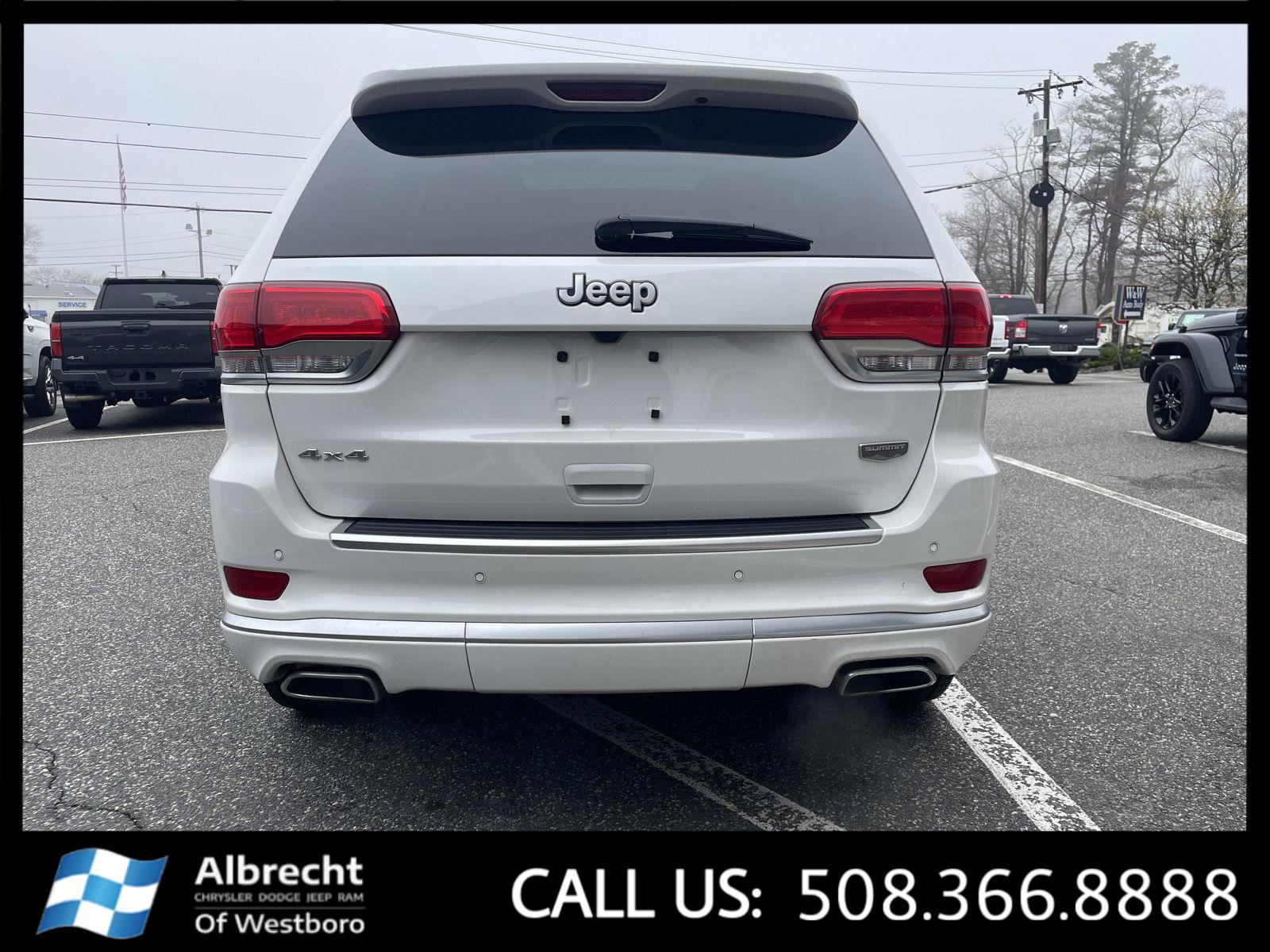 Used 2021 Jeep Grand Cherokee Summit w/ Platinum Series Group image 4