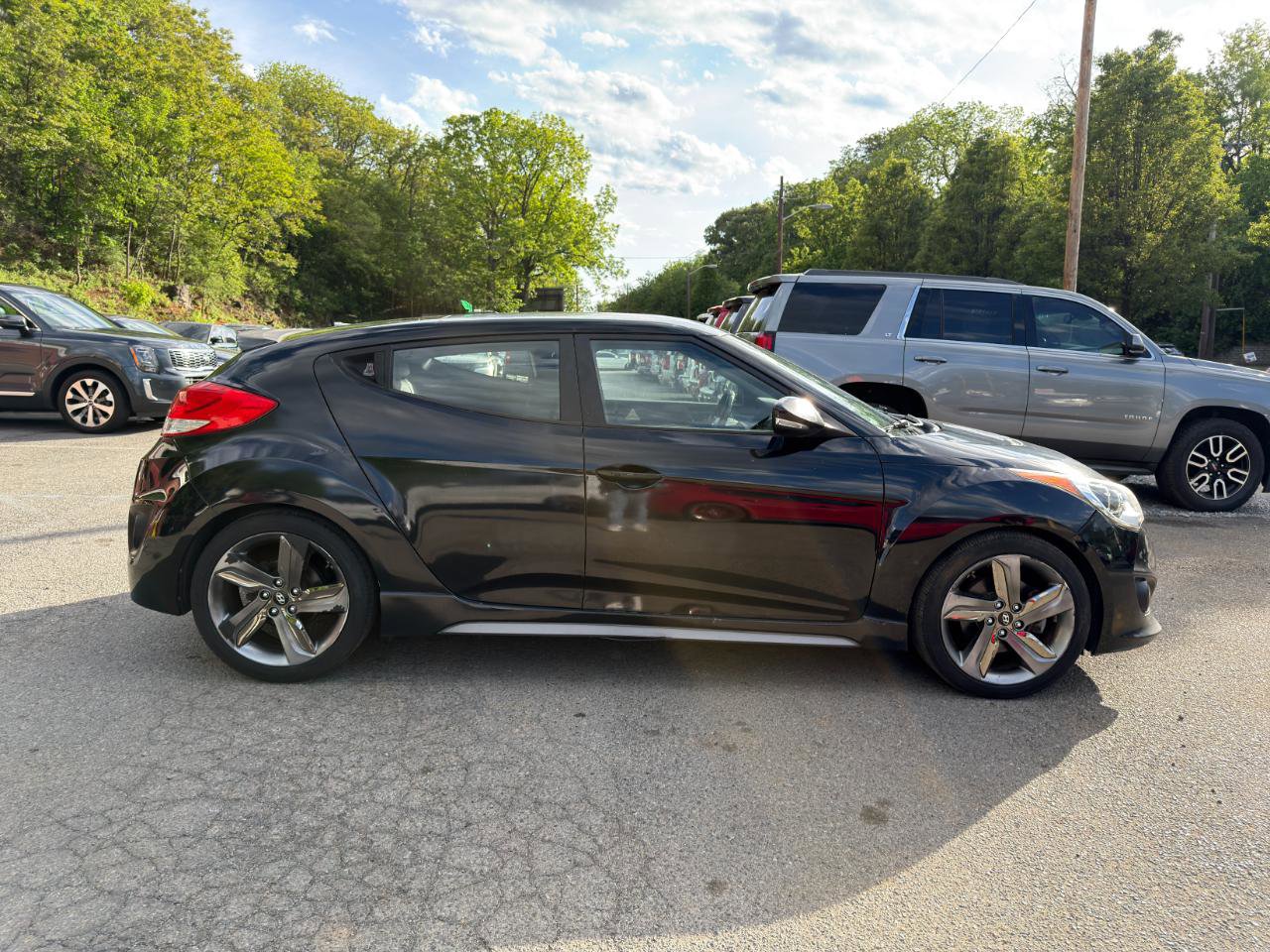 Used 2014 Hyundai Veloster Turbo FWD image 4