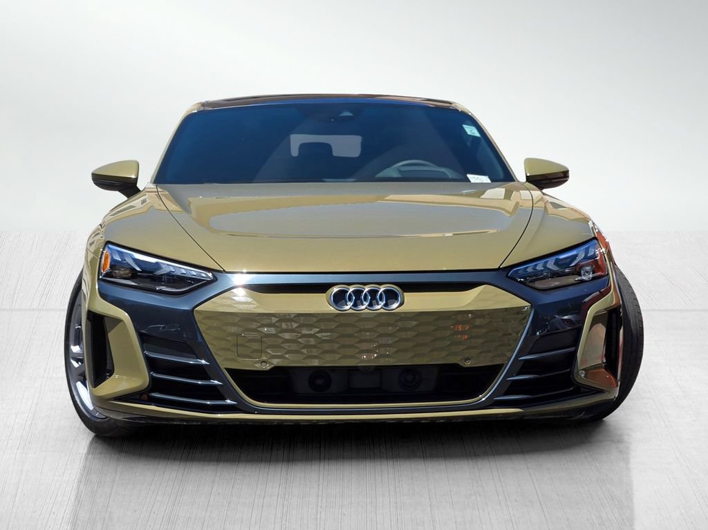 Used 2024 Audi e-tron GT Premium Plus AWD/4WD image 3
