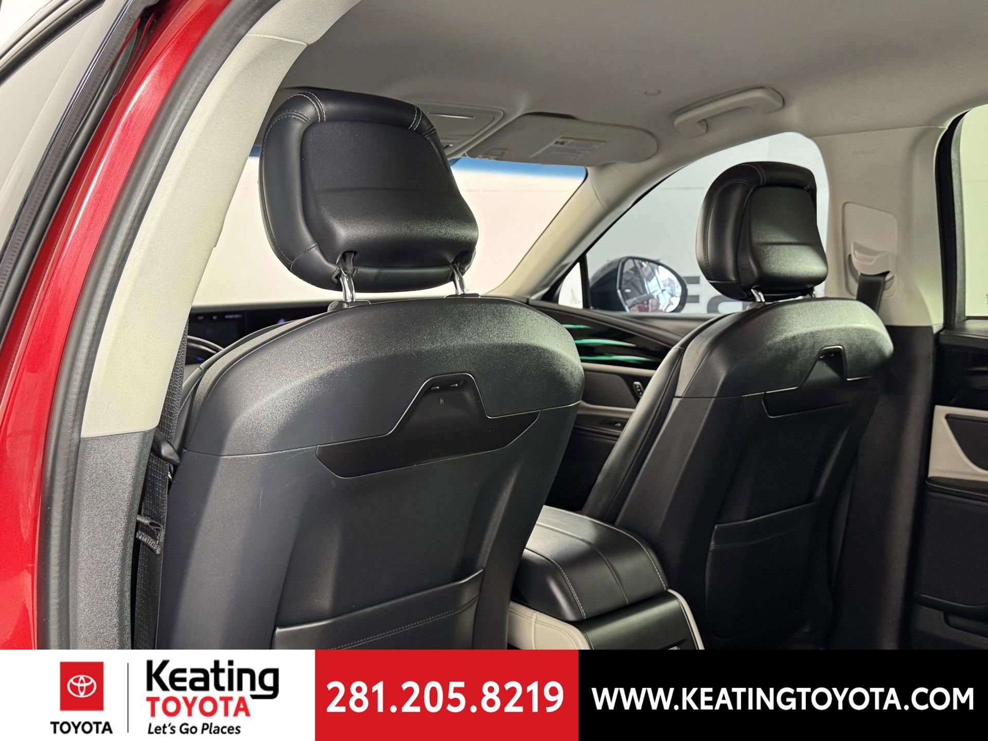 Used 2024 Lincoln Nautilus Reserve image 16