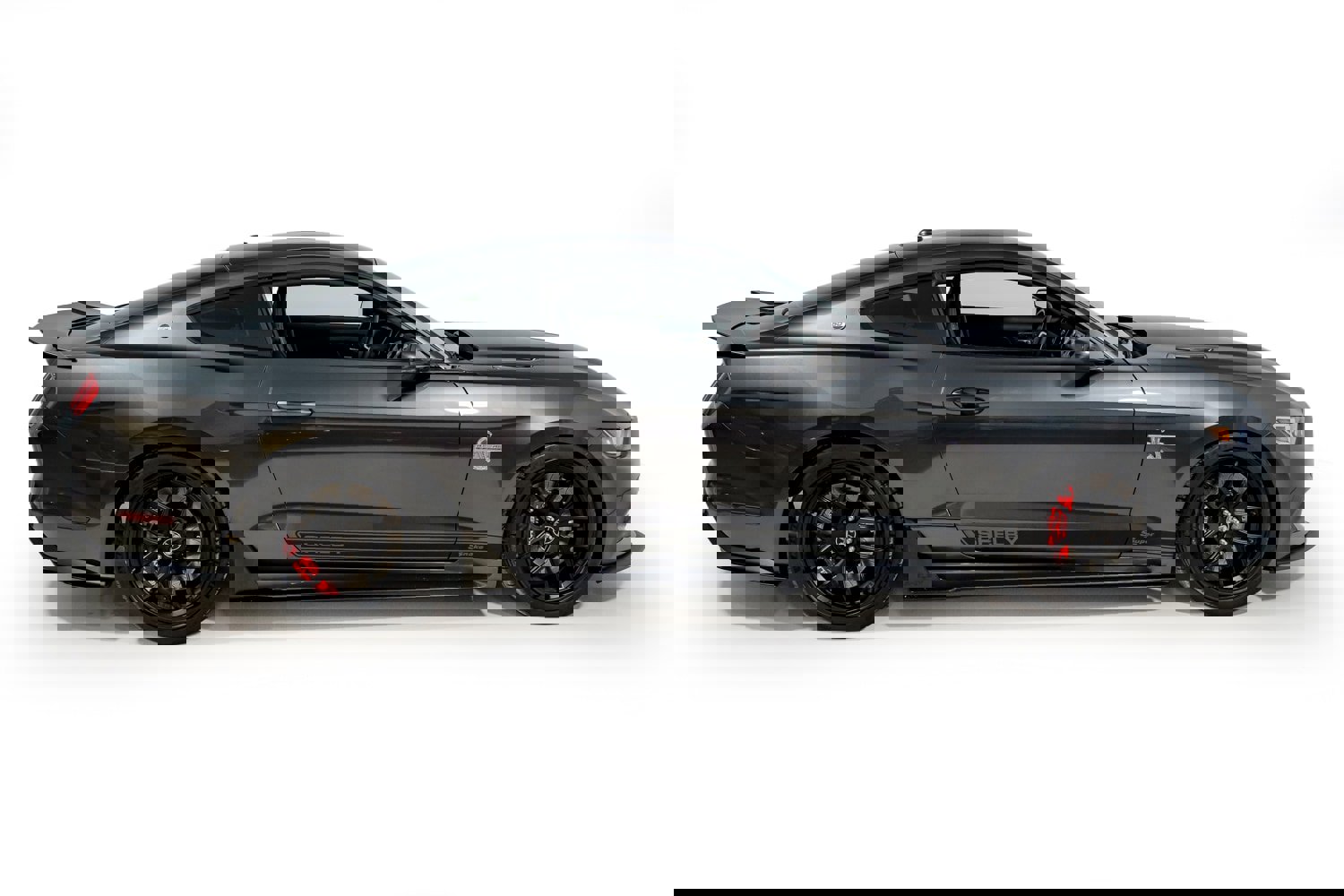 Used 2017 Ford Mustang GT Premium w/ Equipment Group 401A image 10