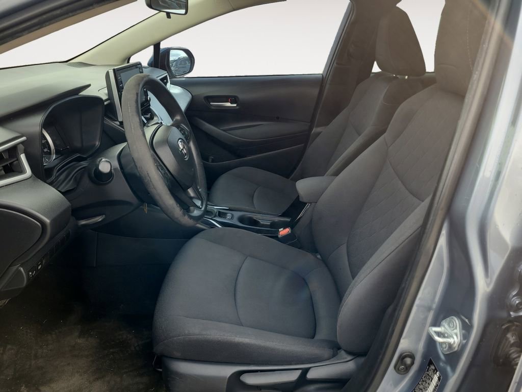 Used 2021 Toyota Corolla LE w/ Carpet Mat Package (TMS) image 9