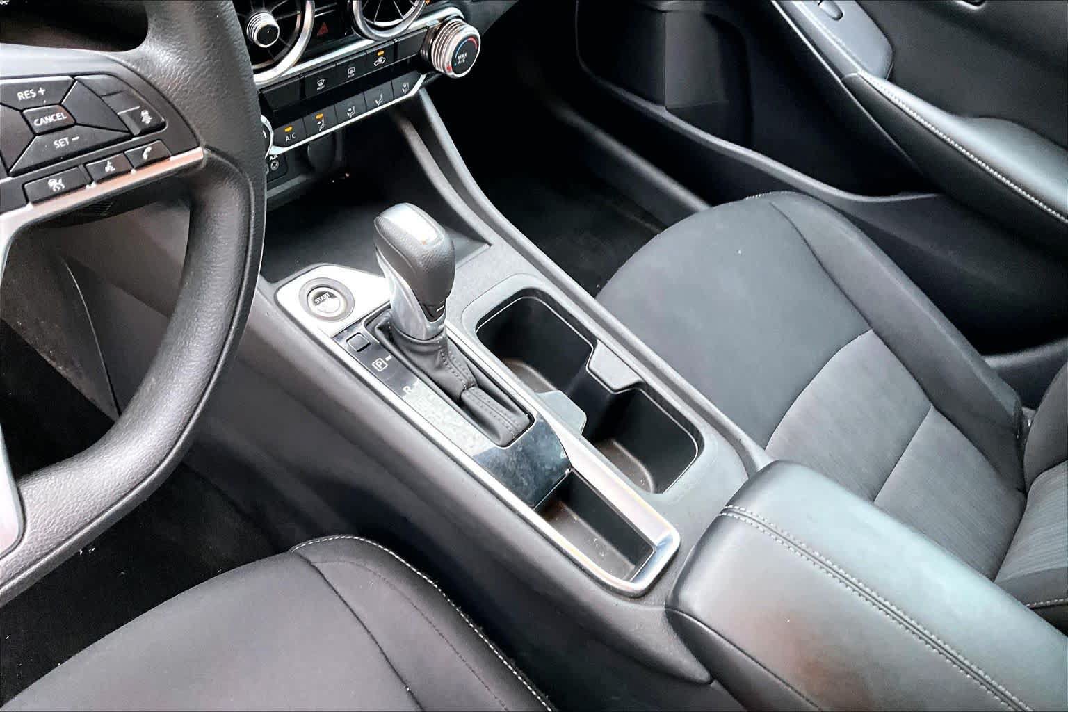 Certified 2024 Nissan Sentra SV FWD image 17