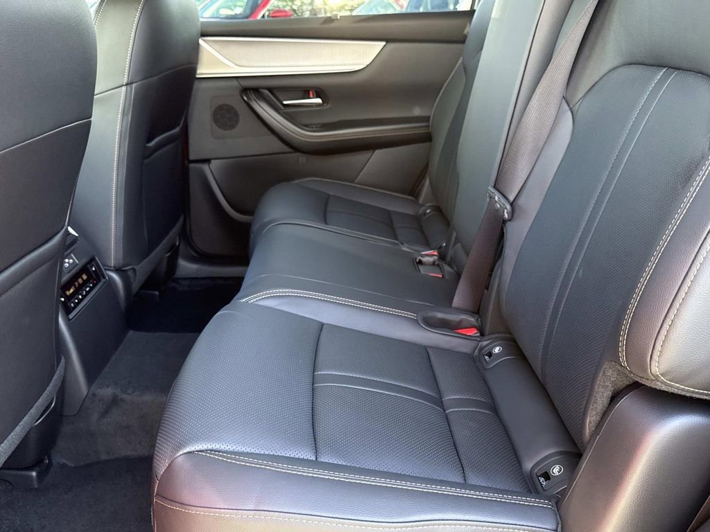 New 2026 MAZDA CX-90 3.3 Turbo w/ Preferred Package image 14