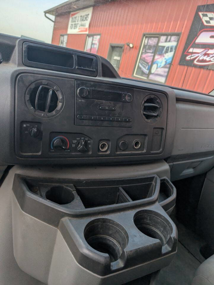 Used 2010 Ford E-250 and Econoline 250 RWD image 14