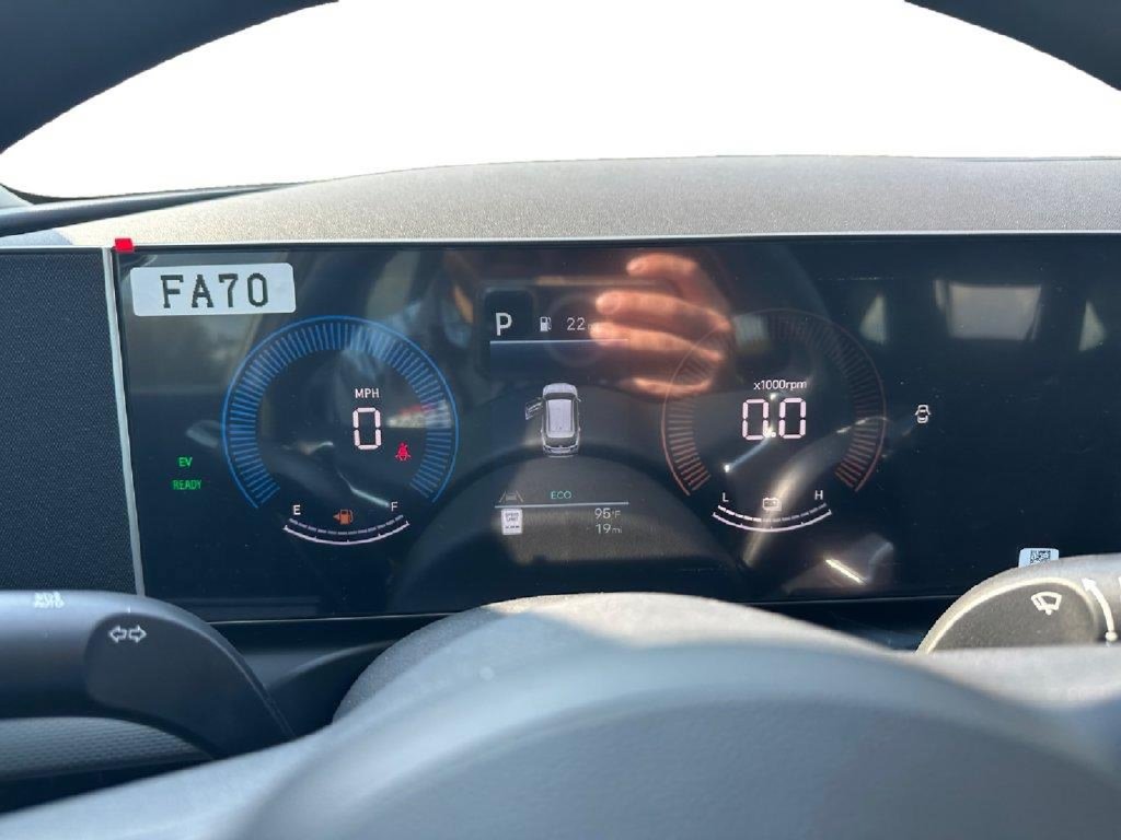 New 2026 Hyundai Tucson Blue SE FWD image 14