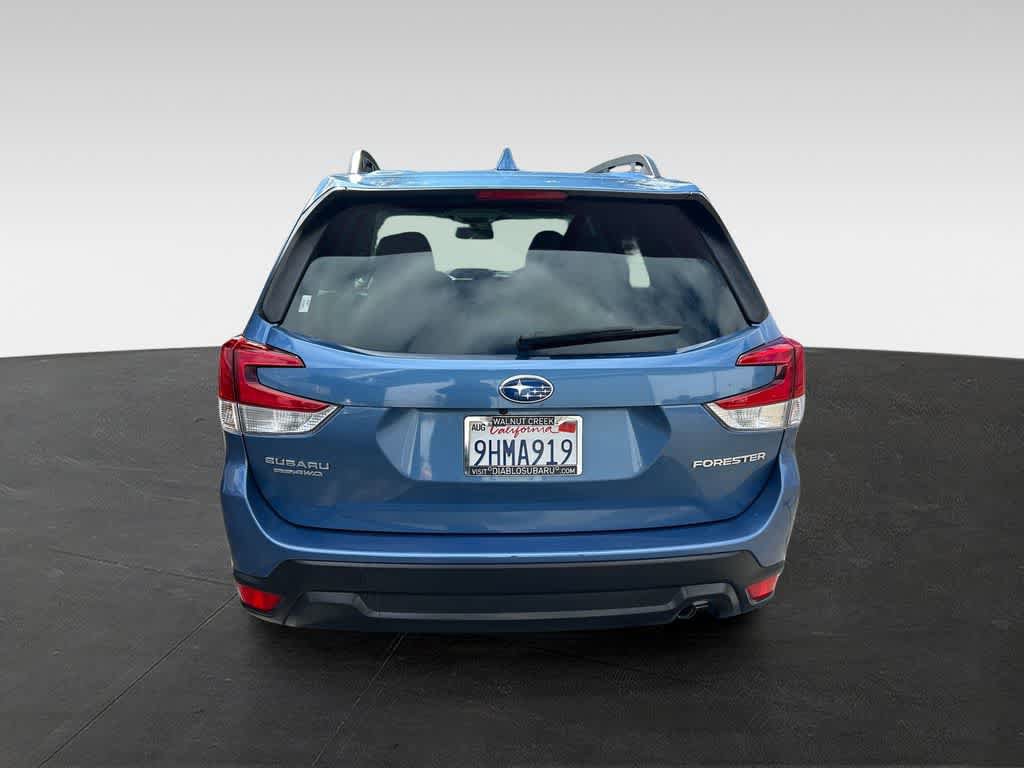 Certified 2023 Subaru Forester Premium AWD/4WD image 5