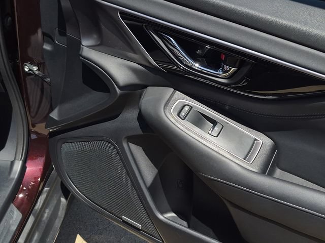 Certified 2025 Subaru Outback Limited AWD/4WD image 18