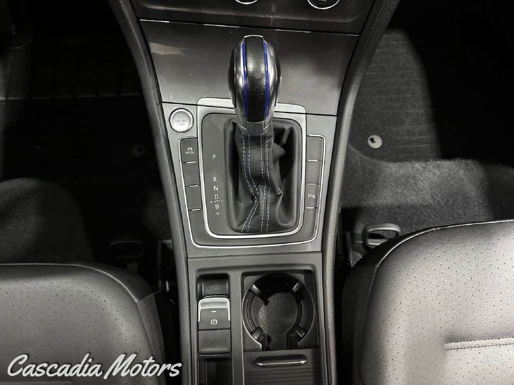 Used 2016 Volkswagen e-Golf SEL Premium image 37