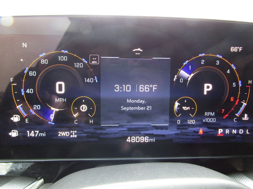 Used 2025 Chevrolet Tahoe RST AWD/4WD image 29