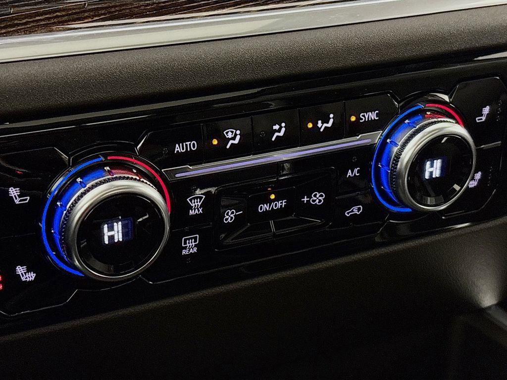 New 2026 GMC Sierra 1500 Elevation w/ Elevation Premium Package image 16