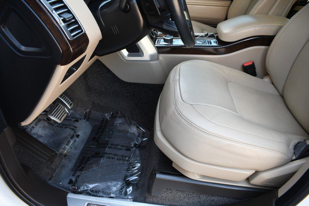 Used 2021 Land Rover Range Rover Westminster Edition image 15